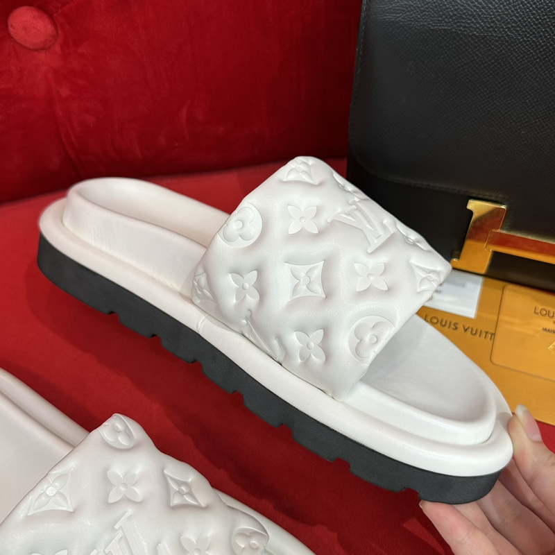 LV POOL PILLOW COMFORT MULE