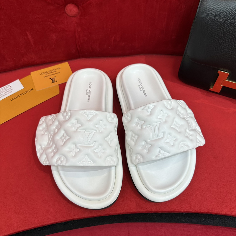 LV POOL PILLOW COMFORT MULE