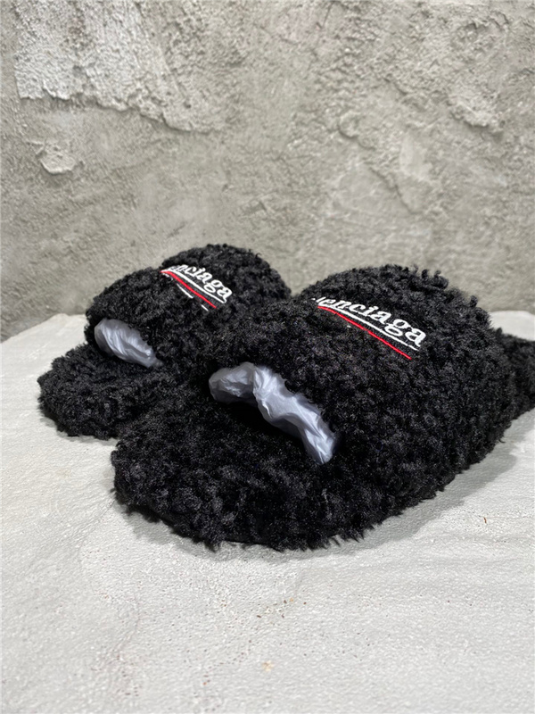 Balenciaga Furry Slides 
