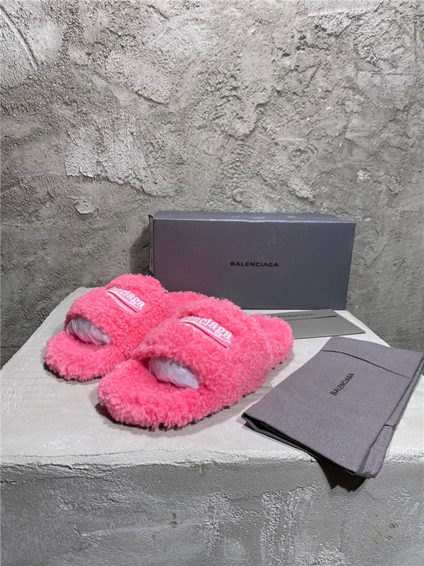 Balenciaga Furry Slides 'Pink'