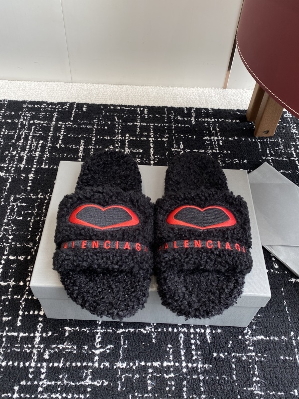 Balenciaga Furry Slide