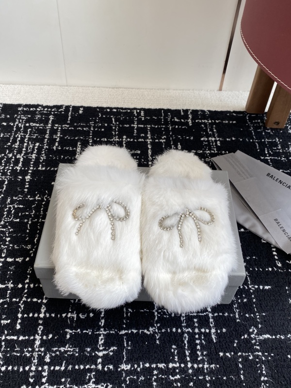 Balenciaga Furry Slide