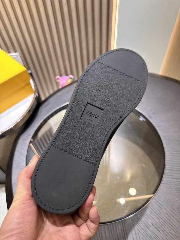 Fendi Black Leather Low Top Sneakers