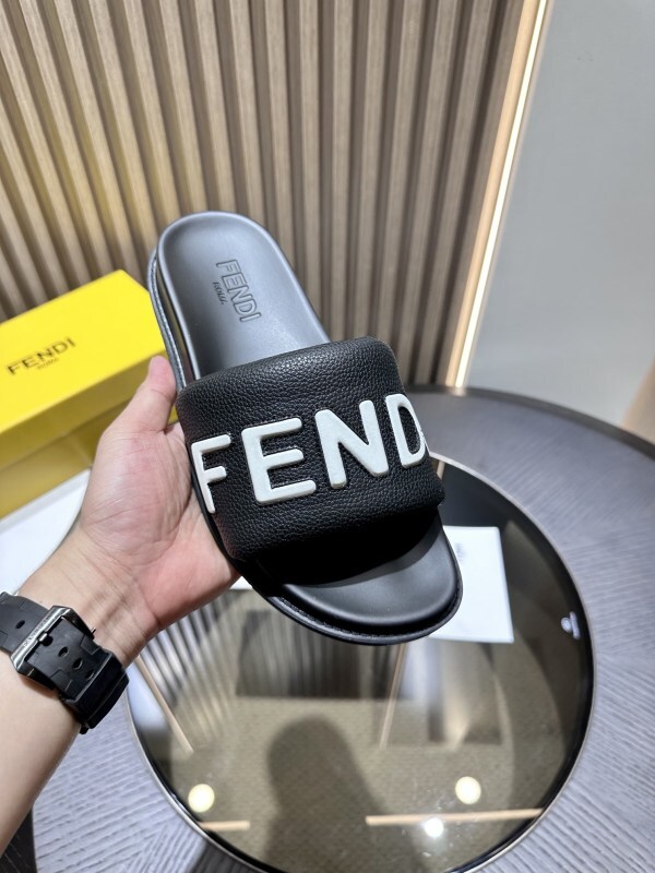 Fendi Slippers