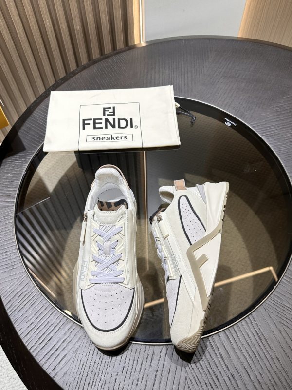 Fendi Flow Panelled low-top Sneakers