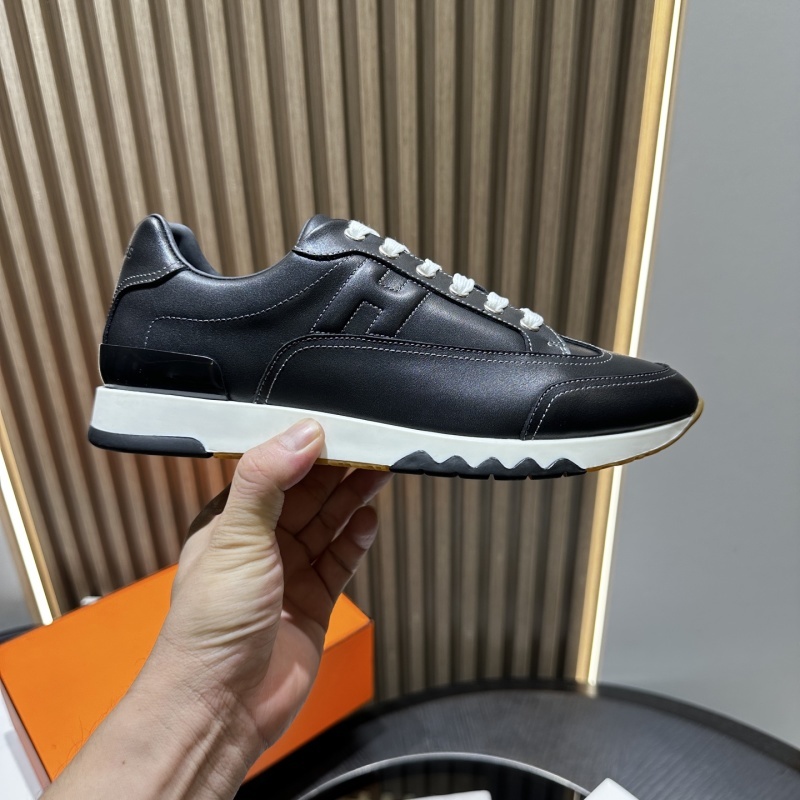 Hermes Trail Sneaker