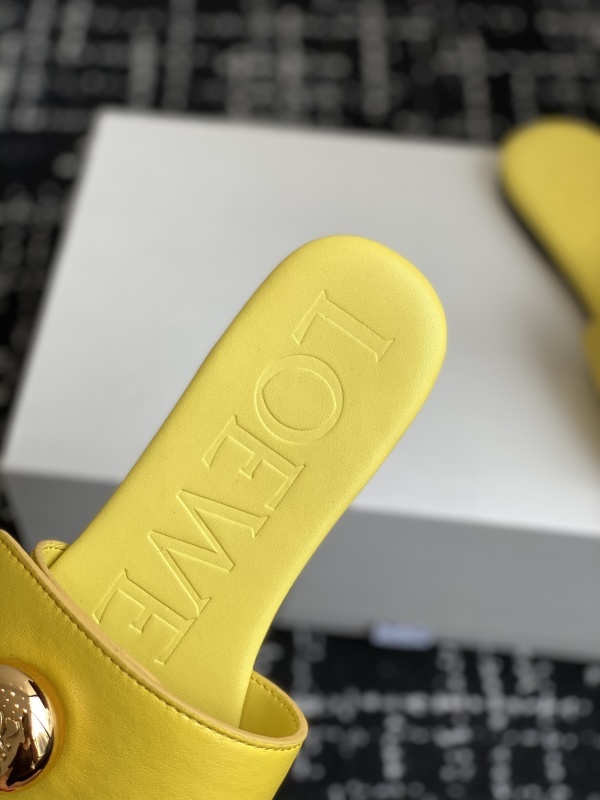 Loewe Pebble Slide in Soft Calfskin Yellow