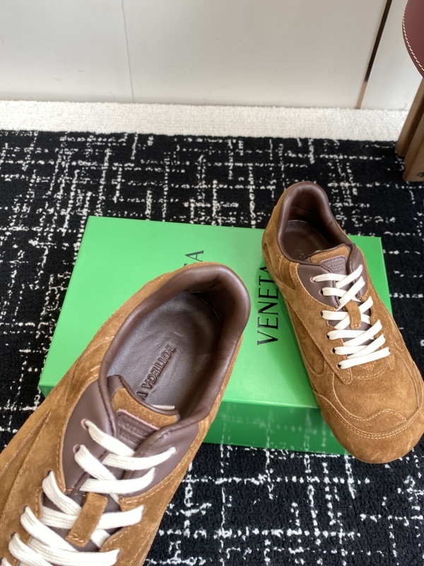 Bottega Veneta Orbit Flash Low Top Sneaker