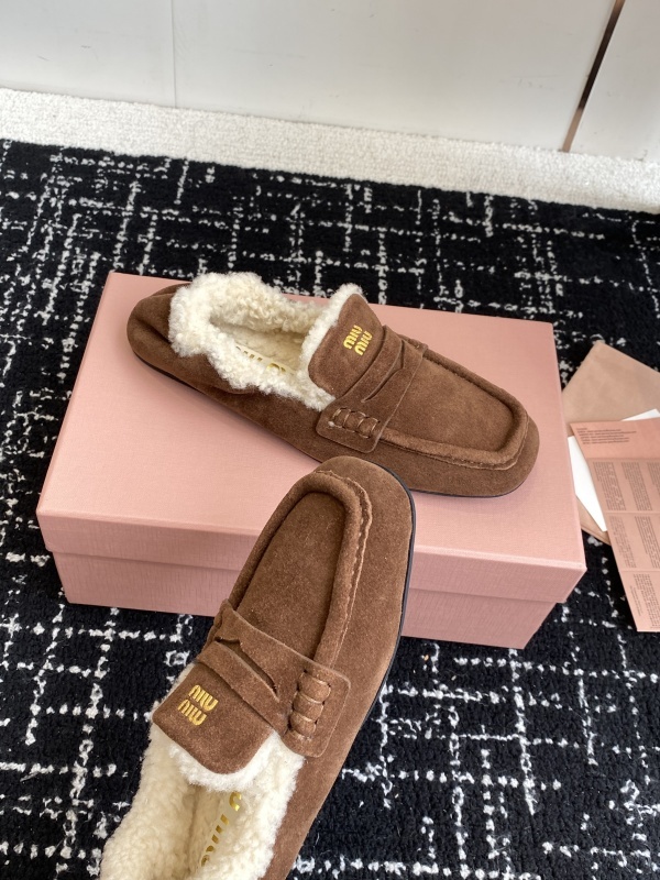 Cocoa Brown Ruches Suede Loafers